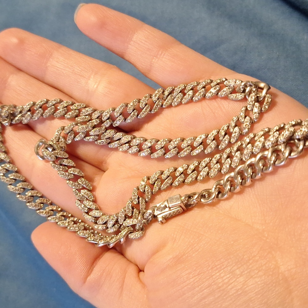 Cuban Link chain